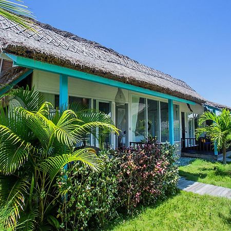 Water Blow Huts Hotel Nusa Lembongan  Exterior photo