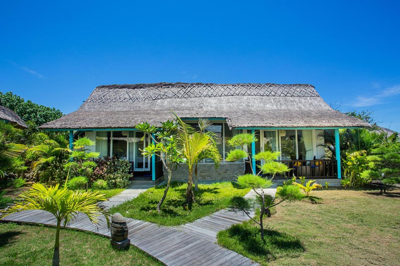 Water Blow Huts Hotel Nusa Lembongan  Exterior photo