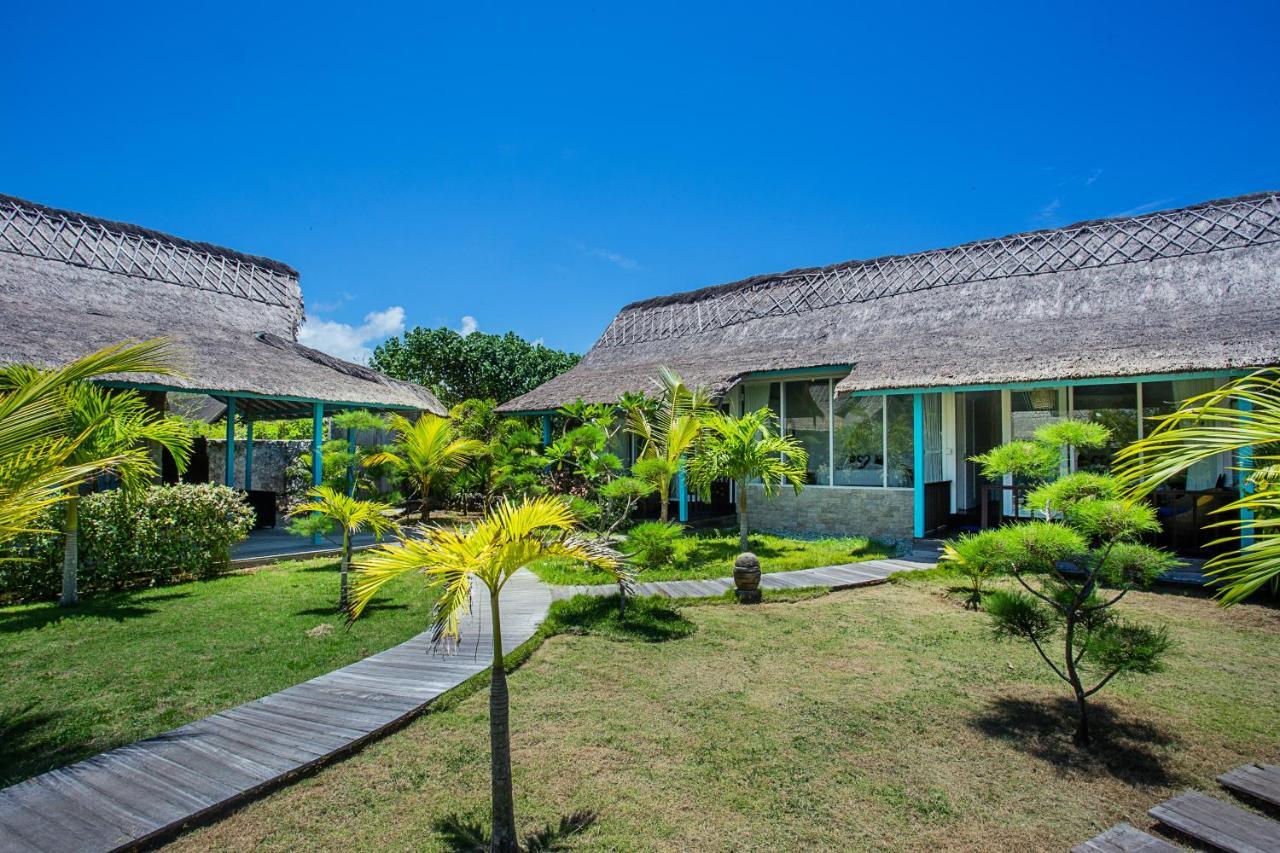 Water Blow Huts Hotel Nusa Lembongan  Exterior photo