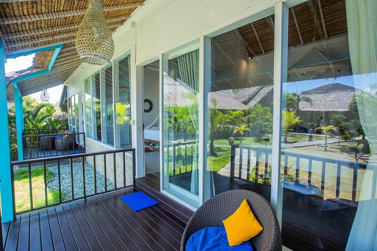 Water Blow Huts Hotel Nusa Lembongan  Exterior photo