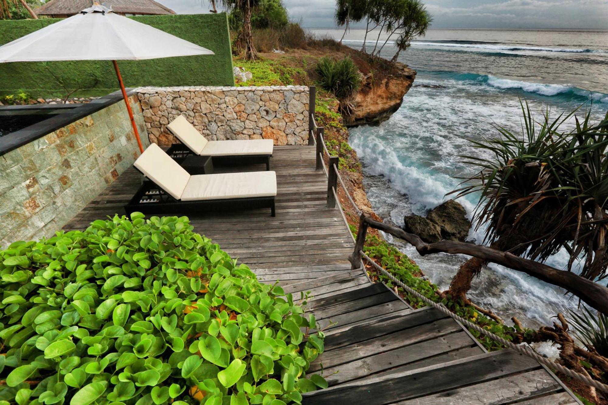 Water Blow Huts Hotel Nusa Lembongan  Exterior photo